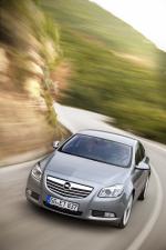 Opel Insignia BiTurbo CDTI 2012 года
